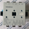 SIEMENS 3TF52 22-0XU0 Contactor AC 50 HZ, 240 V AC3 400 V 170 A 90 kW AUX. contacts: 2 NO + 2 NC size 8 screw connection