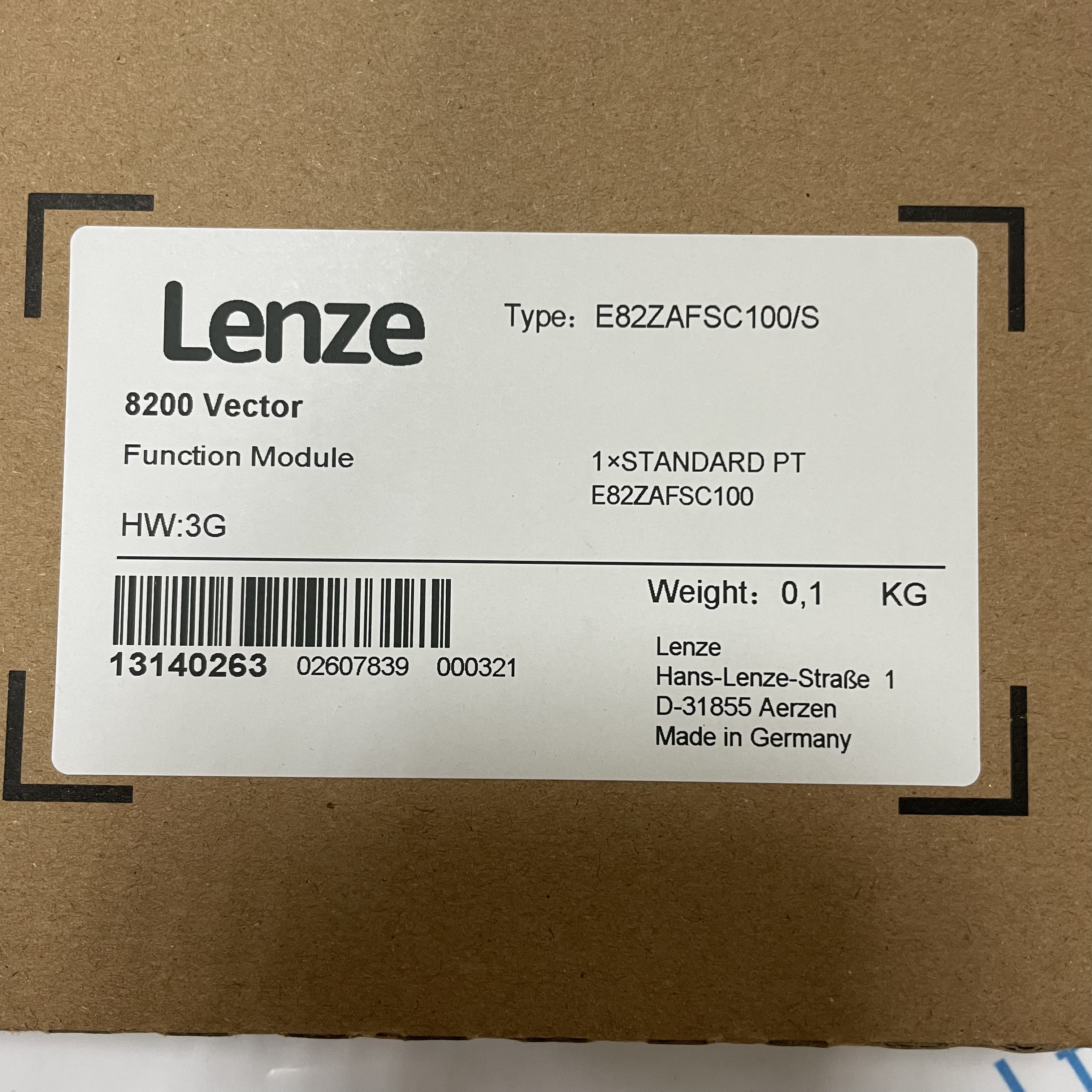 Lenze frequency converter module E82ZAFSC100