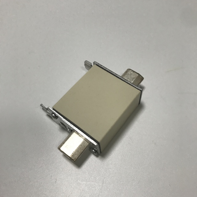 SIEMENS fuse 3NA3822