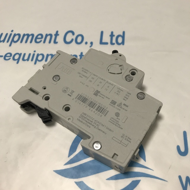 ABB Miniature circuit breaker 2CDS251001R0104 S201-C10