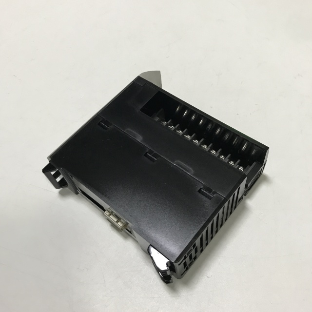 Fuji PLC module NP1AX08I-MR