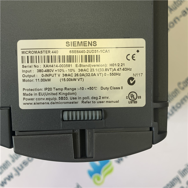 SIEMENS 6SE6440-2UD31-1CA1 MICROMASTER 440 without filter 380-480 V 3 AC +10/-10% 47-63 Hz constant torque 11 kW overload 150% 60 s