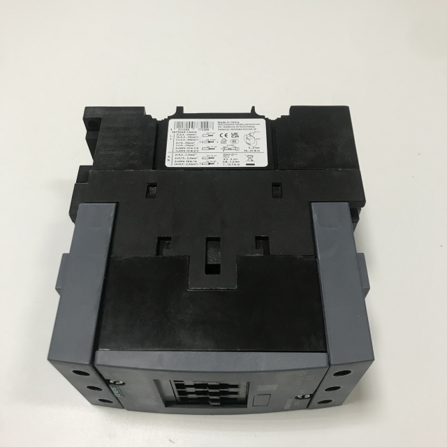 SIEMENS Power contactor 3RT5046-1AG20