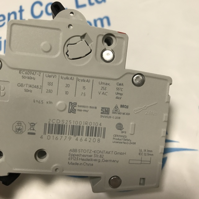 ABB Miniature circuit breaker 2CDS251001R0104 S201-C10