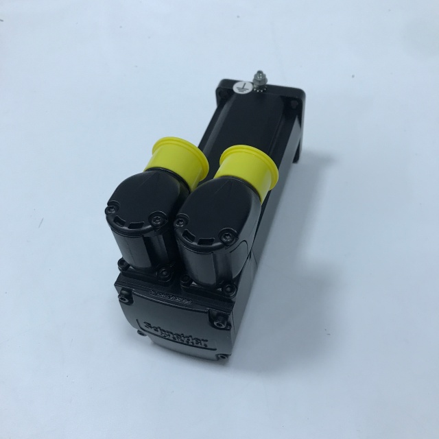 Schneider servo motor SH30551P02F2100