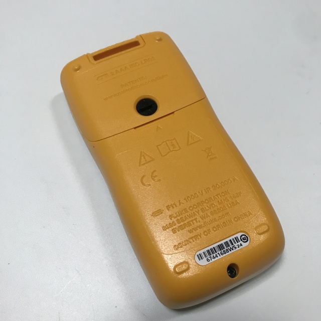 Fluke Handheld digital multimeter 107