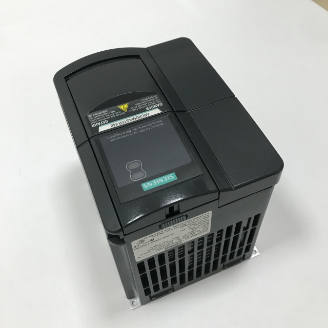 SIEMENS Frequency Converter 6SE6440-2AD24-0BA1