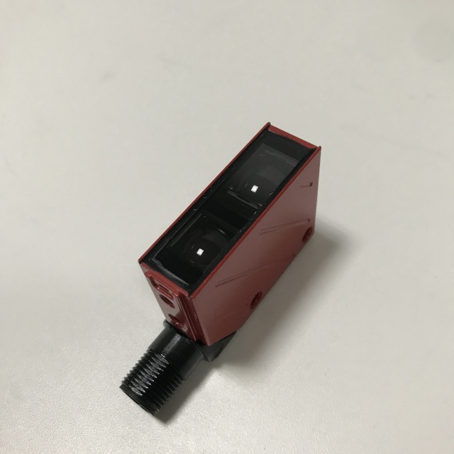 LEUZE photoelectric sensor HRT 8 66.6-350-S12 50039650