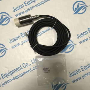 IFM sensor IIM211