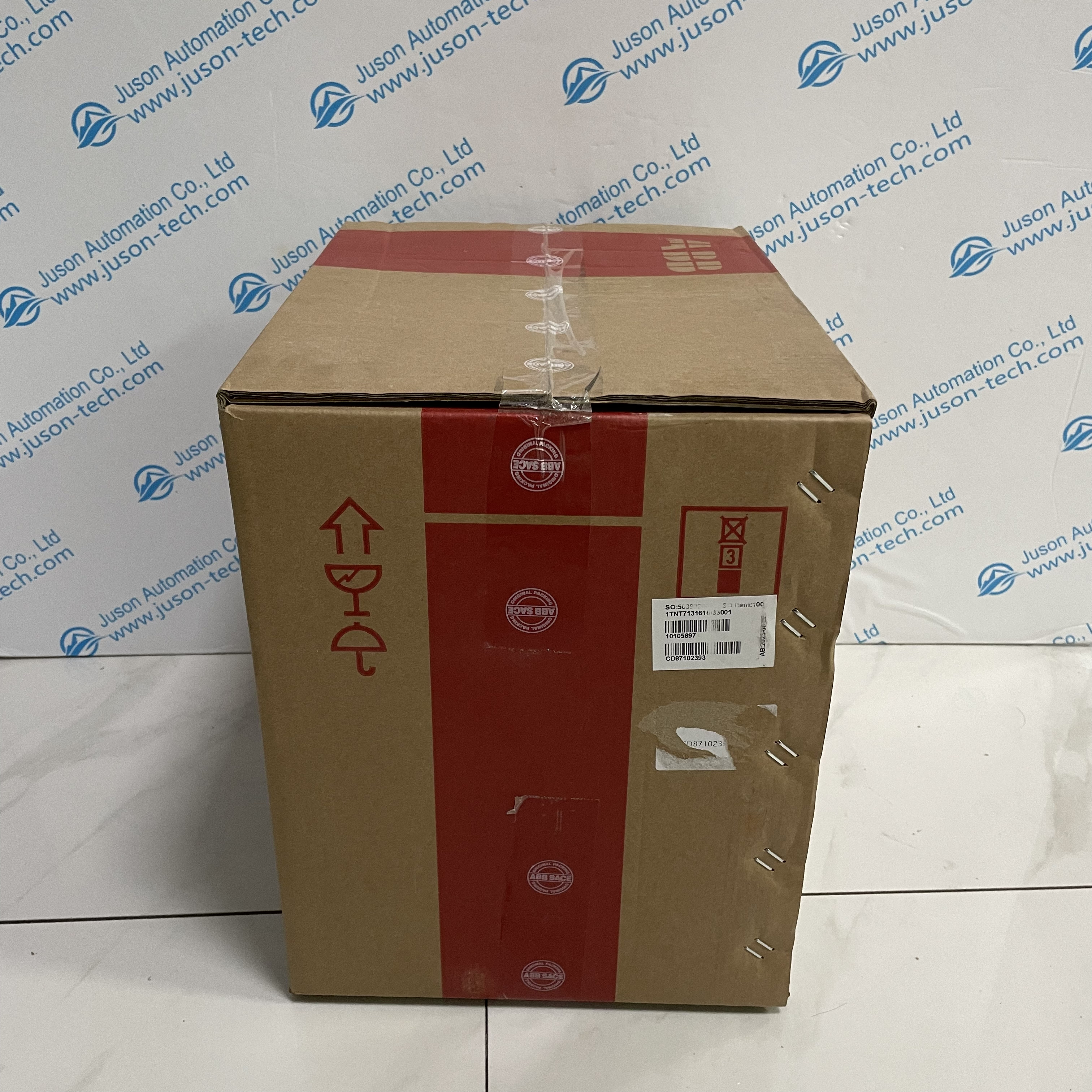 ABB molded case circuit breaker 1SDA063011R1