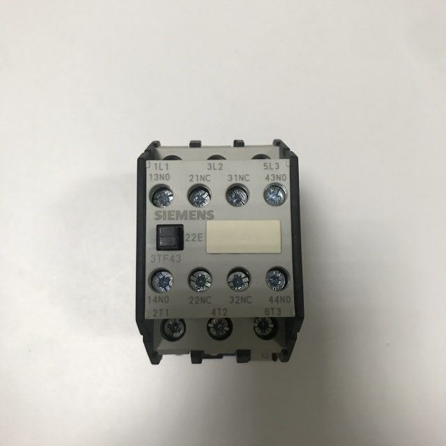 SIEMENS AC contactor 3TF4322-0XM0