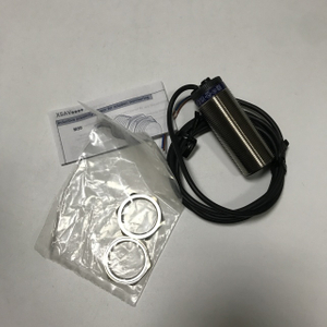Schneider Proximity switch sensor XSAV11801