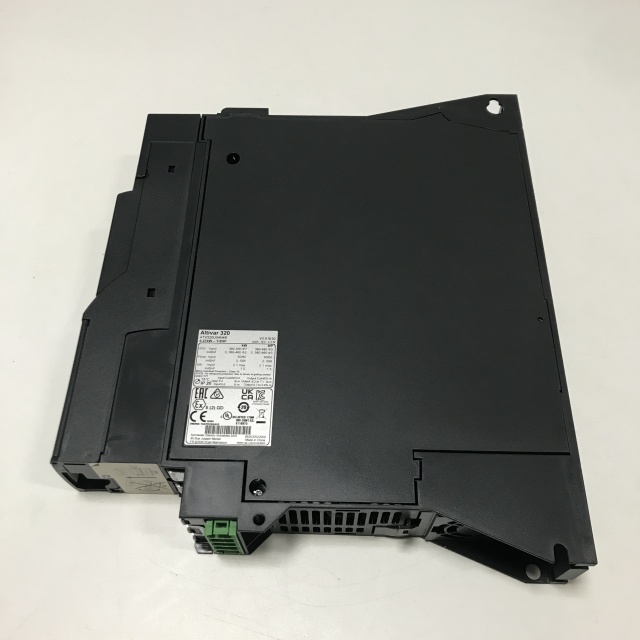 Schneider frequency converter ATV320U04N4B
