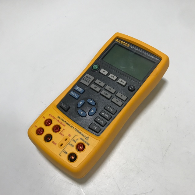 Fluke TEMPERATURE CALIBRATOR 724