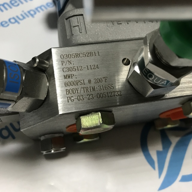 Rosemount Intelligent pressure transmitter 2051CD2A02A1BS5M5D4Q4Q8 + 0305RC52B11