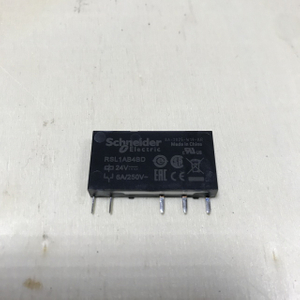 Schneider power relay RSL1AB4BD