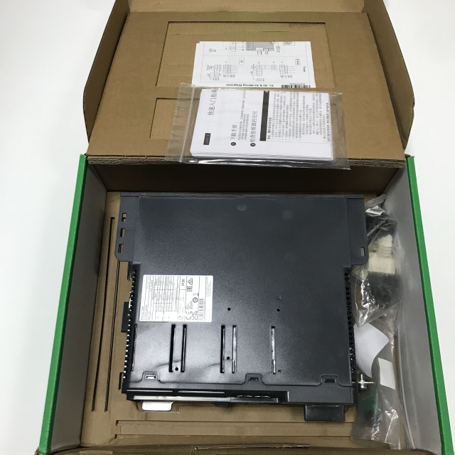 Schneider Three phase frequency converter ATV340U40N4E