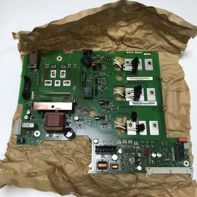 SIEMENS Power board driving power board 6SE7027-2TD84-6HF3