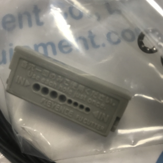 Keyence optical fiber sensor FU-R77TZ