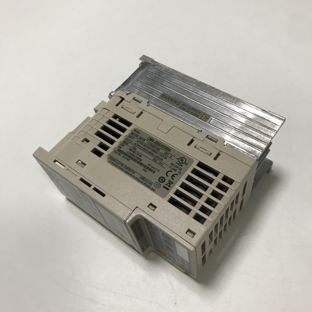 YASKAWA frequency converter CIMR-JBBA0003BBA