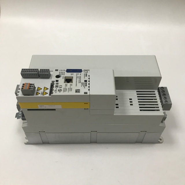 Lenze frequency converter E84AVSCE1134SB0