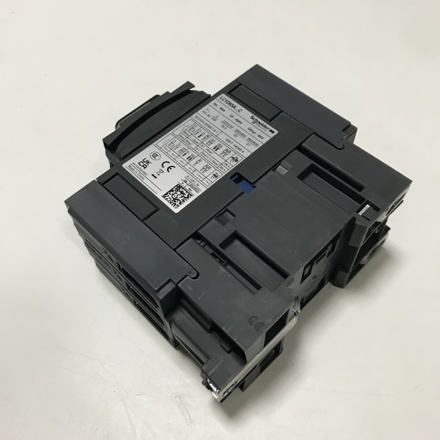 Schneider AC contactor LC1D65AF7C
