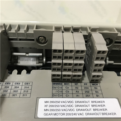 Schneider MT 63 H1 2.0 6300A draw-out type 4P breakers for power distribution