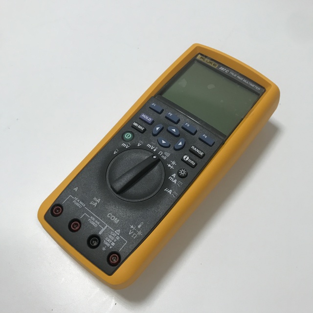 Fluke Handheld digital multimeter 287C 