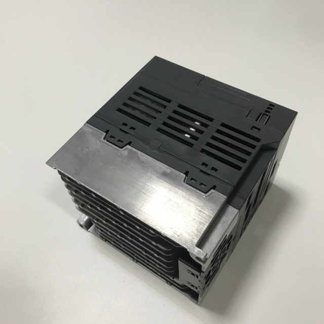 LS frequency converter LSLV0015G100C-4EONN