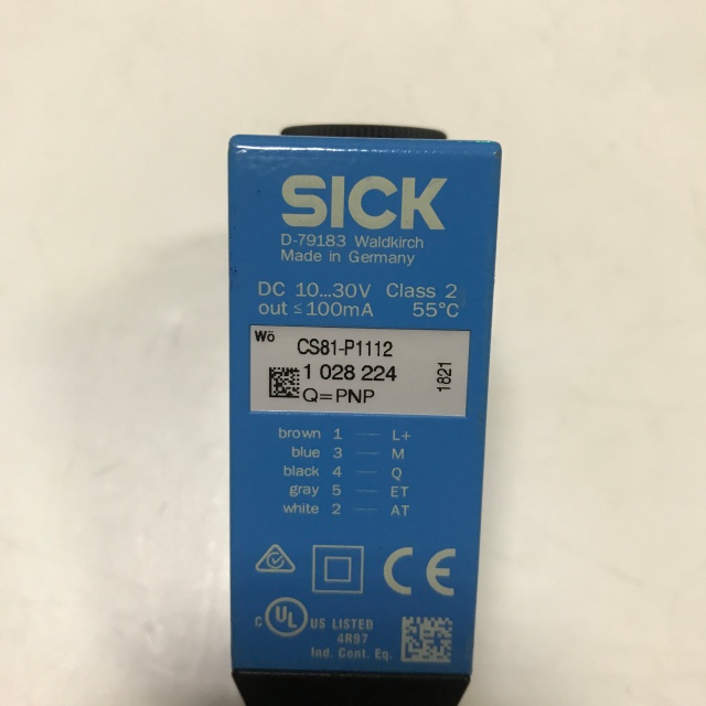 SICK color sensor CS81-P1112