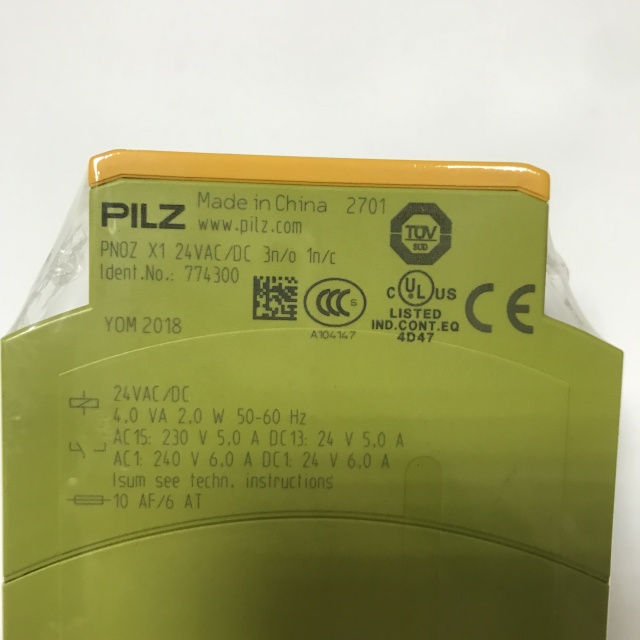 Pilz safety relay 774300