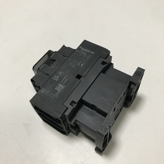 Schneider AC contactor LC1D32B7C