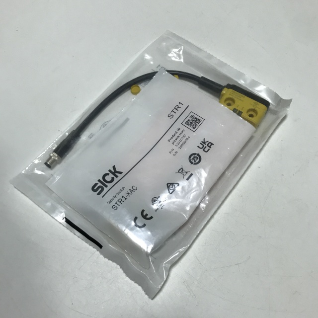 Sick safety switch STR1-SACUOBC8 1106352