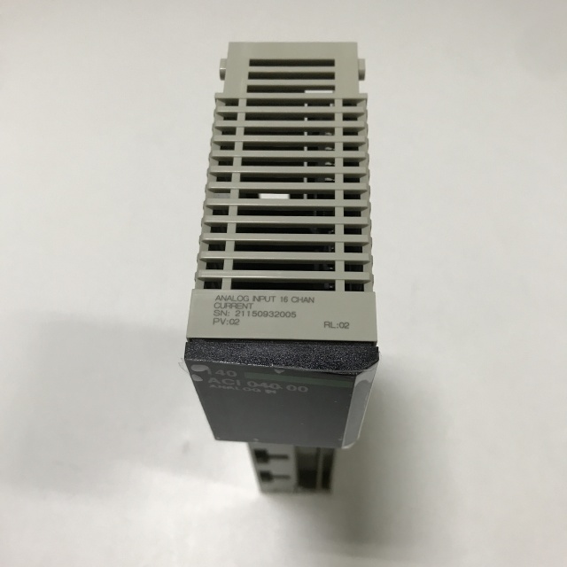 Schneider Analog input module 140ACI04000
