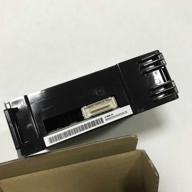 Fuji Programmable controller NP1X1606-W