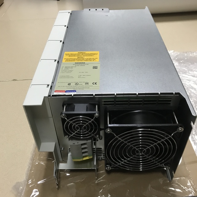 SIEMENS Main Drive Motion Controller 6SE7023-4EP70-Z Z=G91+G62+C43+K80