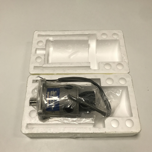 Sanyo DC servo motor SM80T-251