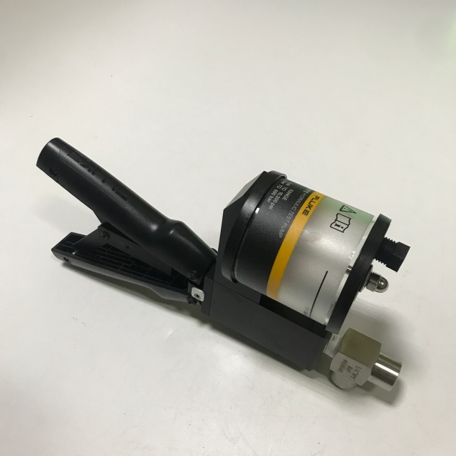 Fluke Pneumatic testing pump 700HTP-2 