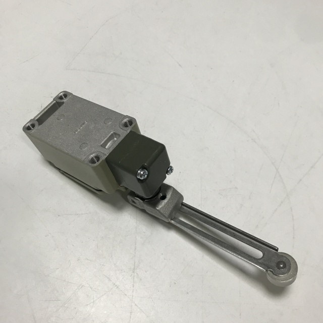Omron limit switch WLCA12-N