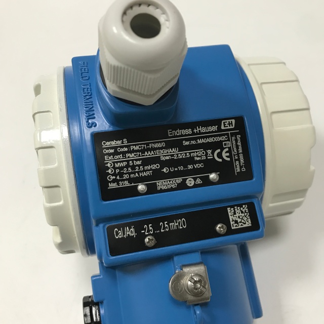 Endress+Hauser Digital pressure transmitter PMC71-AAA1E3GHAAU