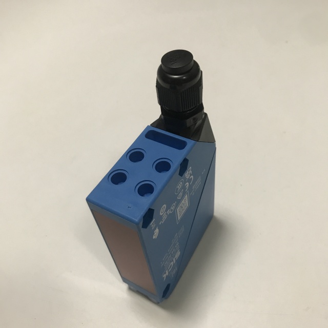 SICK photoelectric switch WL34-R230