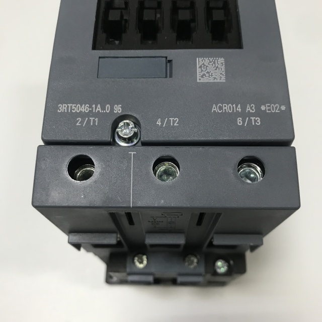 SIEMENS Power contactor 3RT5046-1AG20