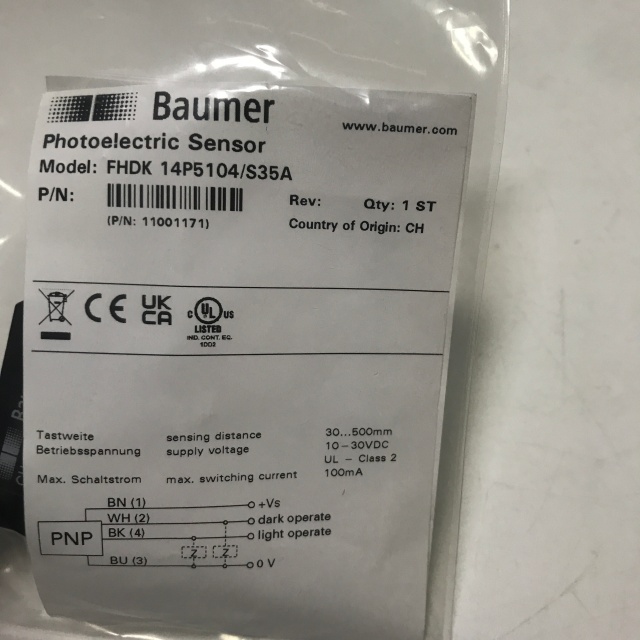Baumer photoelectric switch FHDK 14P5104 S35A