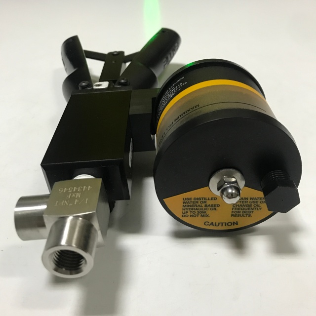 Fluke Pneumatic testing pump 700HTP-2 