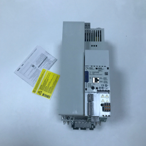 Lenze frequency converter E84AVSCE1134SB0