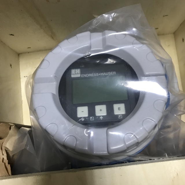 E+H Level Instrument FMR240-45E1APJAC3Y