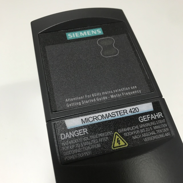 SIEMENS inverter 6SE6420-2UD13-7AA1