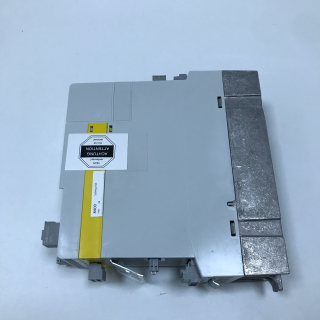 LENZE Frequency Converter E84AVSCE5514SB0