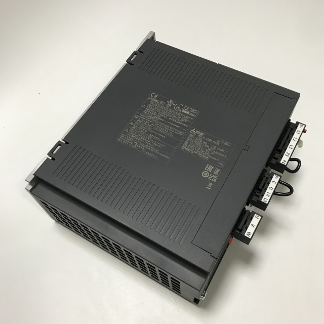 Mitsubishi servo drive MR-J4-350B4-RJ020