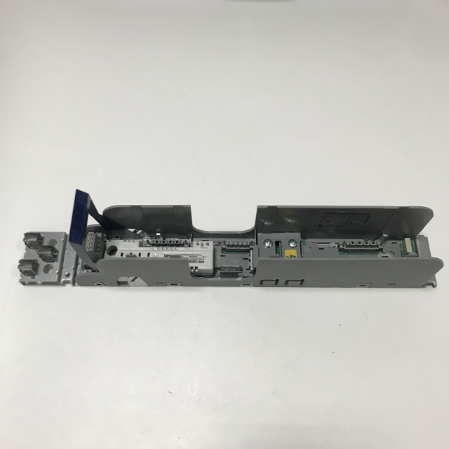 Lenze frequency converter E94AZPM0044HX0051